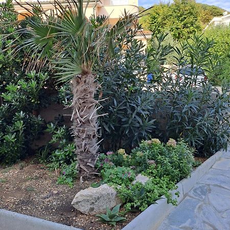 Kricin Sea Apartment 巴斯卡 外观 照片