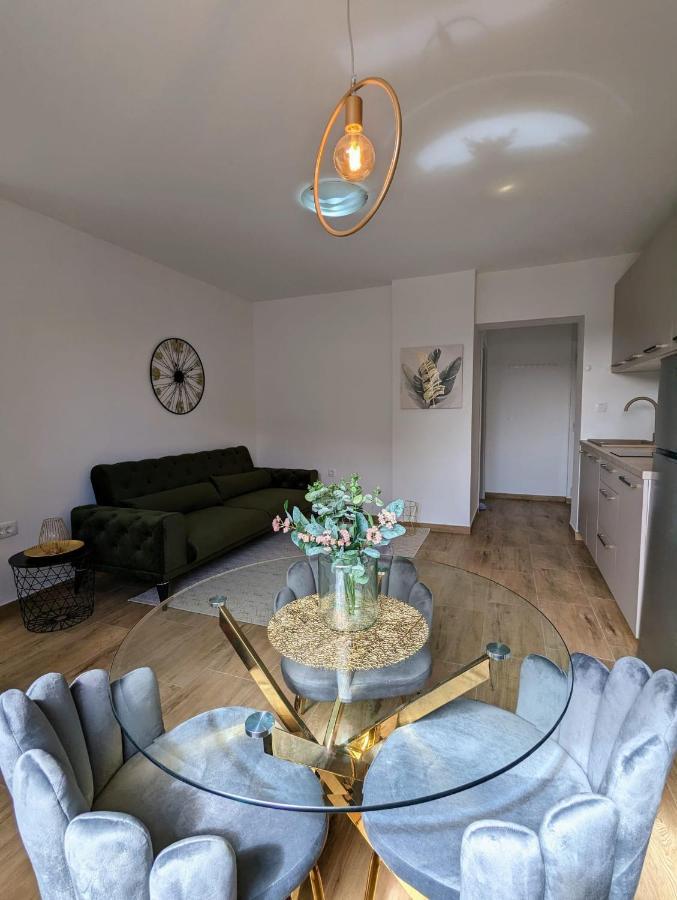 Kricin Sea Apartment 巴斯卡 外观 照片